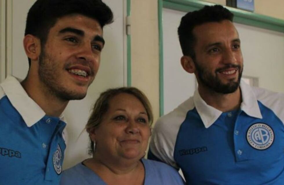 Lindo gesto: Jugadores de Belgrano visitaron el Hospital de Niños