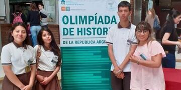 Alumnos salteños se destacaron en las Olimpíadas de Historia en Santa Fe