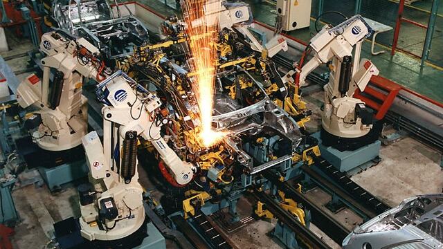 300 mil puestos serán reemplazados por robots\u002E