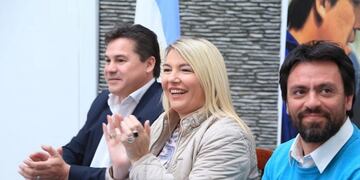 Entrega de boletos de compraventa en Río Grande