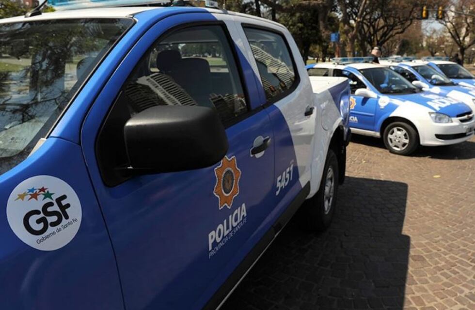 Con un destornillador y un tenedor, amenazó y retuvo a su ex pareja