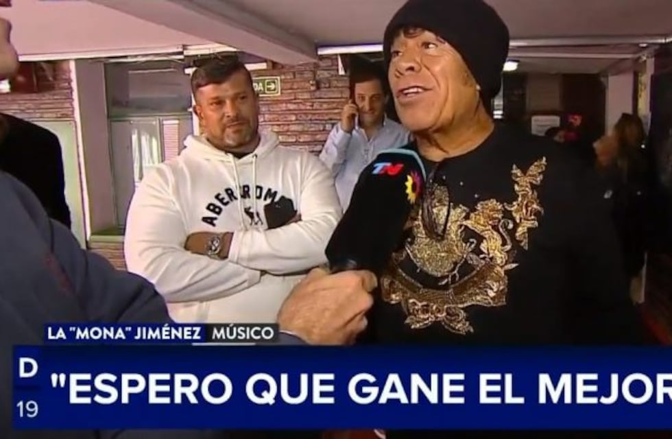 Votó La Mona Jiménez: "Esperemos que las cosas se solucionen rápido, la estamos pasando realmente mal"