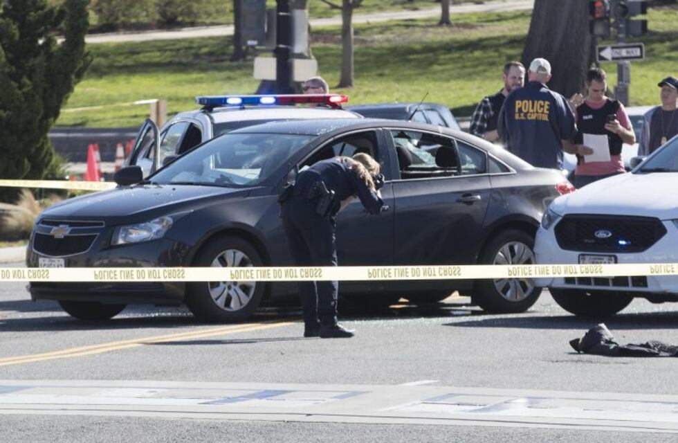 EEUU: Disparos cerca de Capitolio en Washington luego de que un hombre intentara atropellar a unos policías
