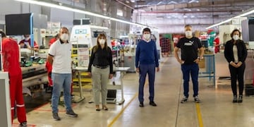 La fábrica Puma reanuda su producción bajo un estricto protocolo sanitario