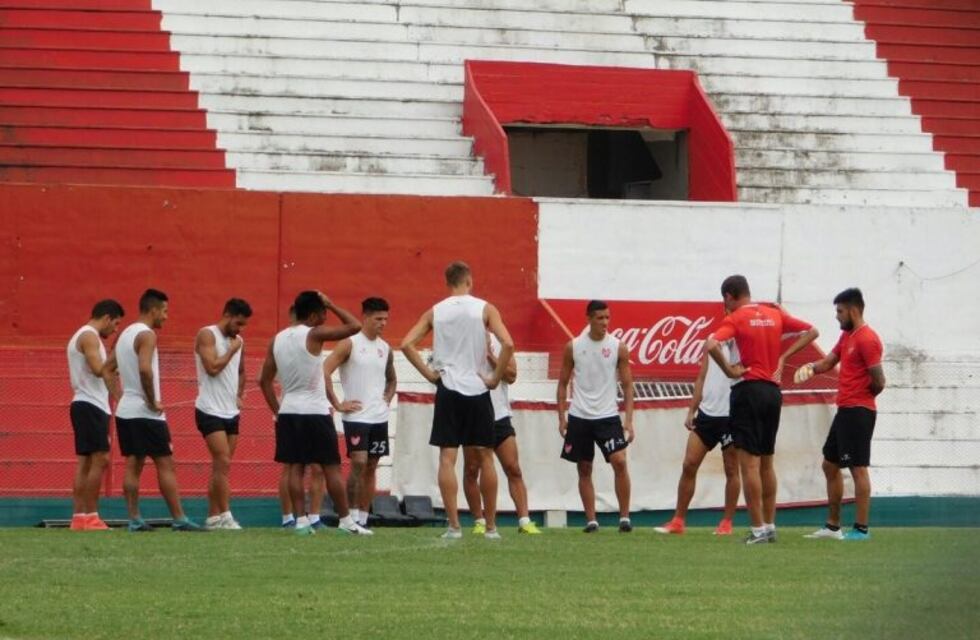 Instituto, con todo listo para otro partido de seis puntos el lunes
