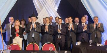 Luque y su gabinete\u002E