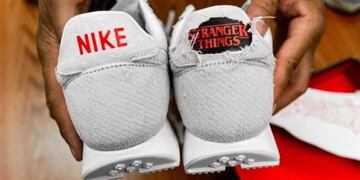 Las zapatillas de Stranger Things que lanzó Nike en una edición limitada (Foto: web)