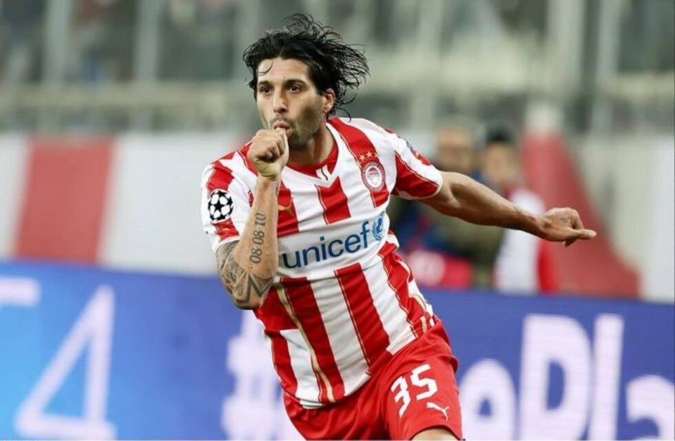 "Chori" Domínguez estalló contra su entrenador, quien horas después fue despedido del Olympiacos