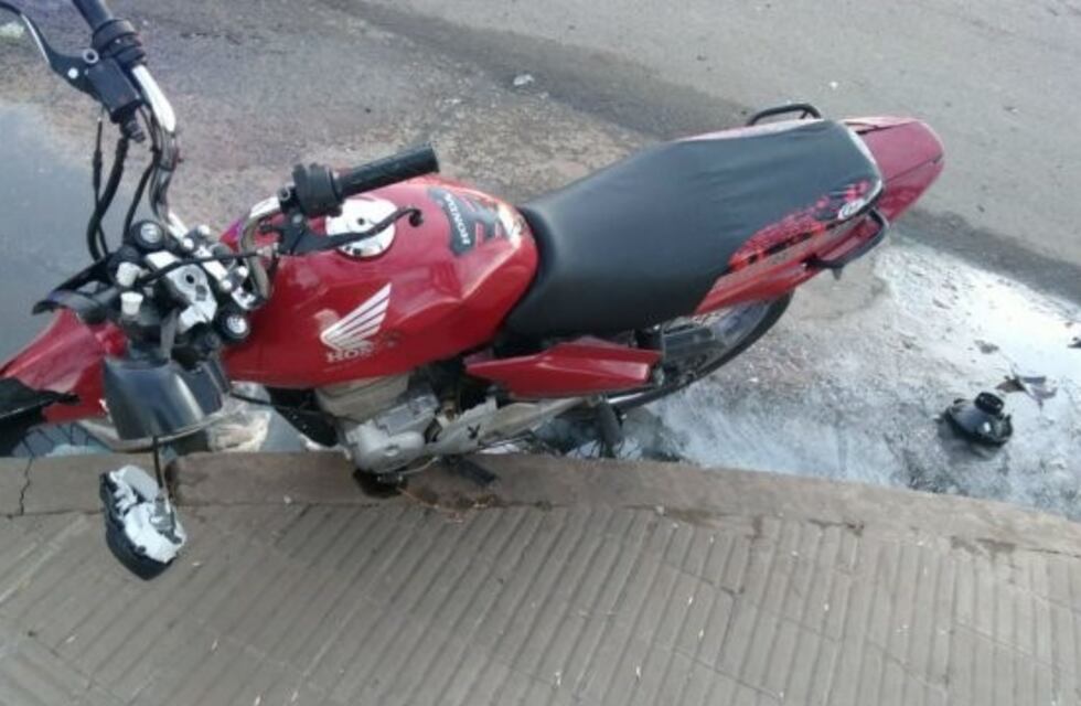 Motociclista murió al colisionar con un auto en zona noroeste