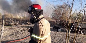 Incendios en San Rafael de maleza