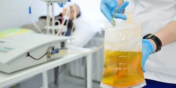 Dónde, cómo y por qué donar plasma para el tratamiento de pacientes con coronavirus (Foto: Télam)