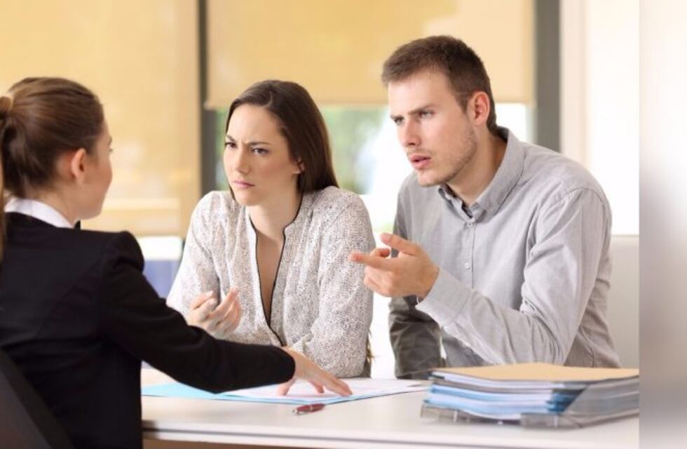 Elogio del pataleo: ¿Es igual quejarse que reclamar?