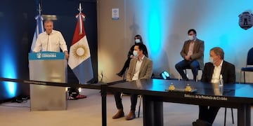 Héctor Campana dio las precisiones respecto a los deportes que pueden empezar a practicarse desde este fin de semana largo\u002E