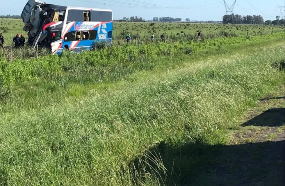 Ruta Nacional 14: Cinco muertos en un choque entre un micro y un camión