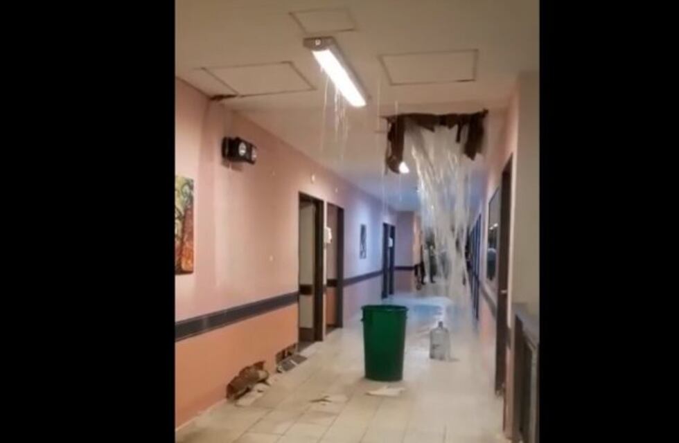 Por la lluvia, se inundaron sectores del nuevo Hospital Pasteur de Villa María