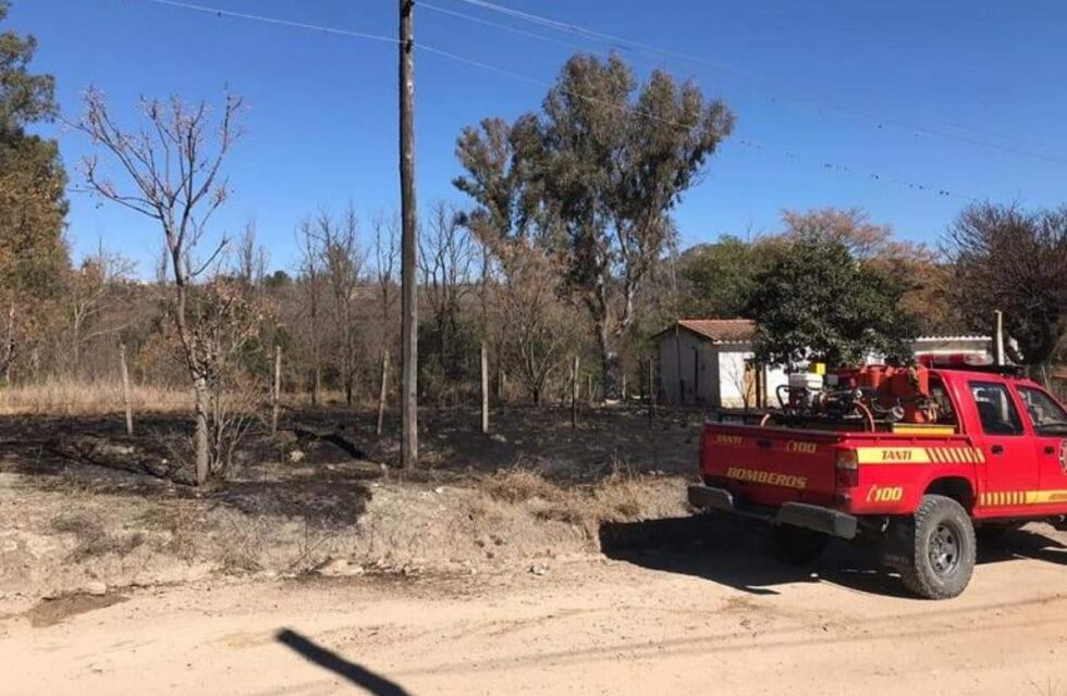 Bomberos extinguieron un incendio que se habría generado por un corto circuito
