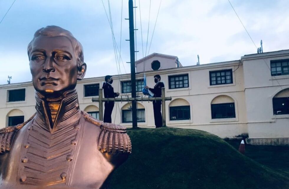 Homenaje por el natalicio del padre de la Armada Argentina