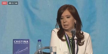 Cristina Kirchner presenta su libro en Chaco\u002E (facebook\u002Ecom/CFKArgentina)