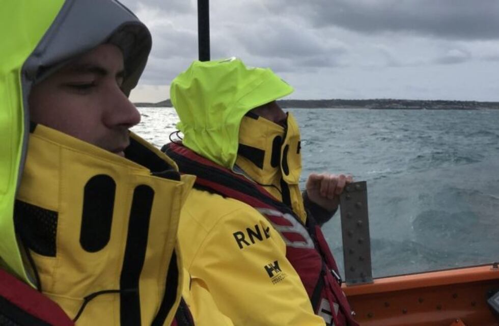 Aseguran que los asientos hallados en el Canal de la Mancha serían del avión de Emiliano Sala