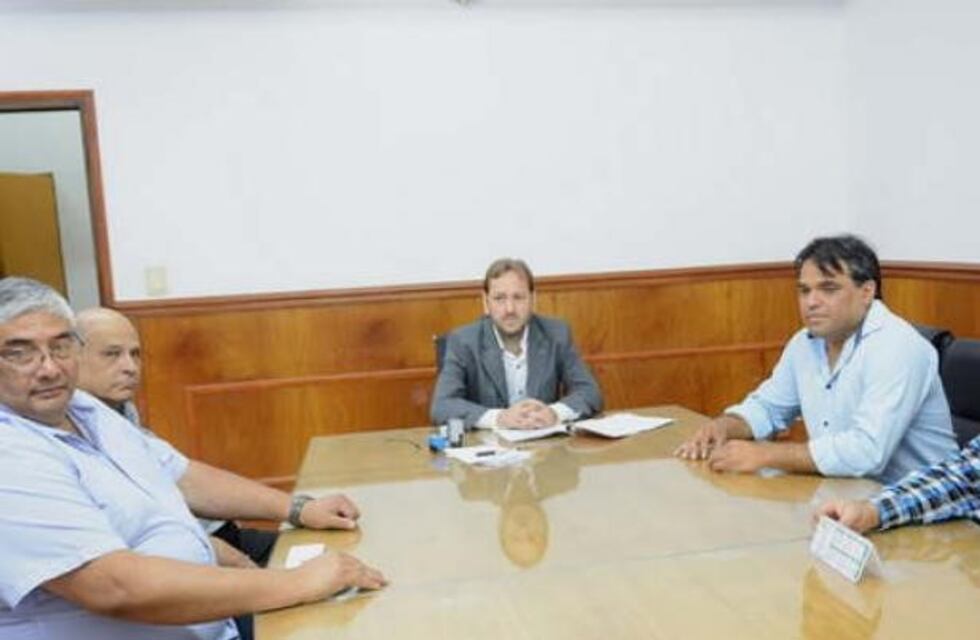 Empresas y UTA coinciden en el difícil momento de transporte y la dificultad para pagar aguinaldos