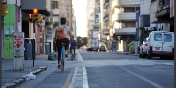 A sacar la bici: podría haber paro de colectivos el martes