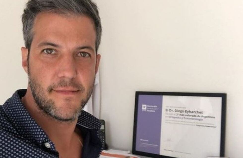 Diego Eyharchet, el traumatólogo que operó a Maradona y despertó suspiros en las redes sociales