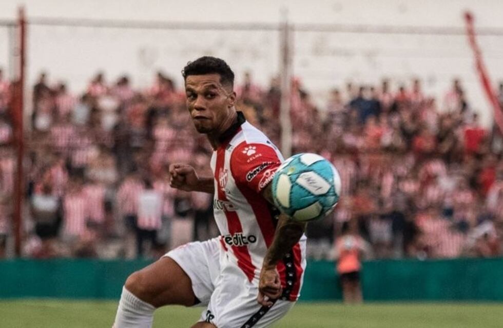 El Monito Silva y su golazo para Instituto: "Vinimos a ganar y se nos escapó al final"