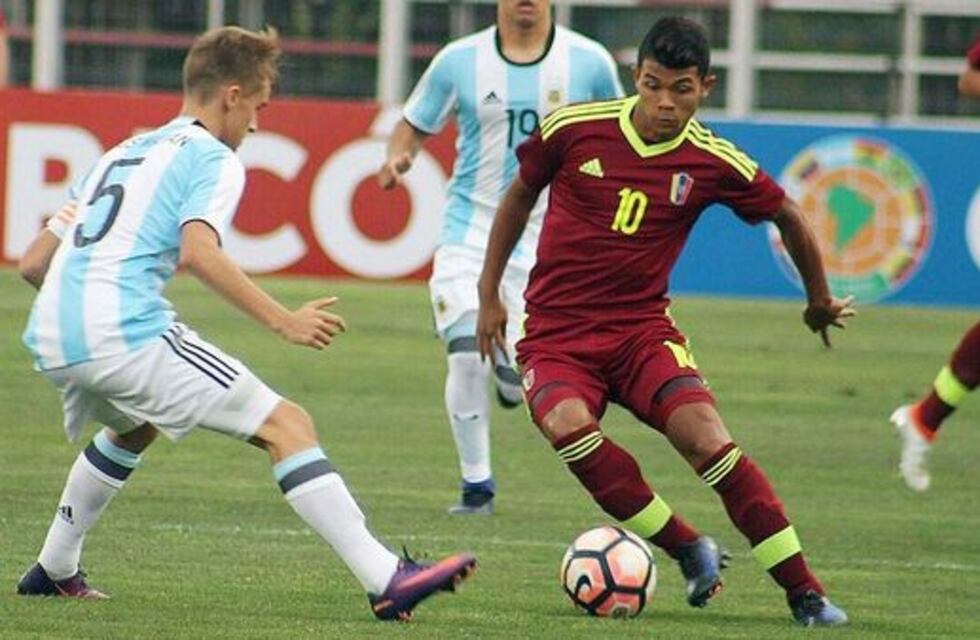 Por la hazaña: Argentina enfrenta a Brasil por el cierre de la zona en el Sudamericano Sub 17 de Chile (19-TyC Sports)