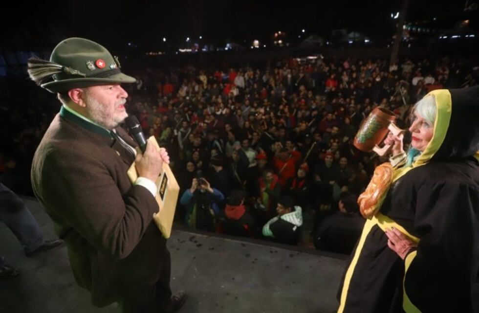 Villa General Belgrano: homenajearon al Monje Negro de la Oktoberfest