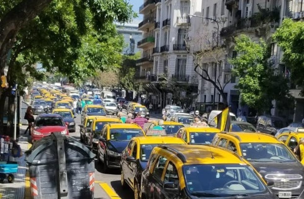 La Legislatura porteña aprobó la "ley anti-Uber"
