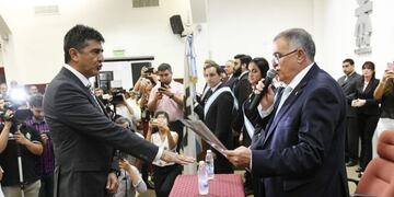 Jaldo estuvo presente en la asunción del decano de la UTN\u002E (Twitter @OsvaldoJaldo)