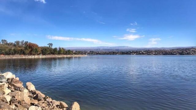 Villa Carlos Paz un día de sol\u002E (Foto: web)\u002E