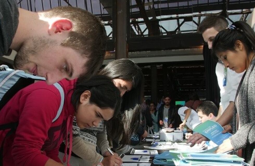 ¿Buscás trabajo? Se viene la Feria del Empleo Joven