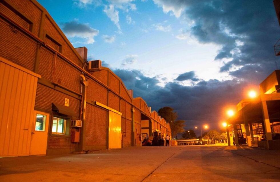 Casi 200 trabajadores de la Fábrica Ritex reclaman pago de sueldos