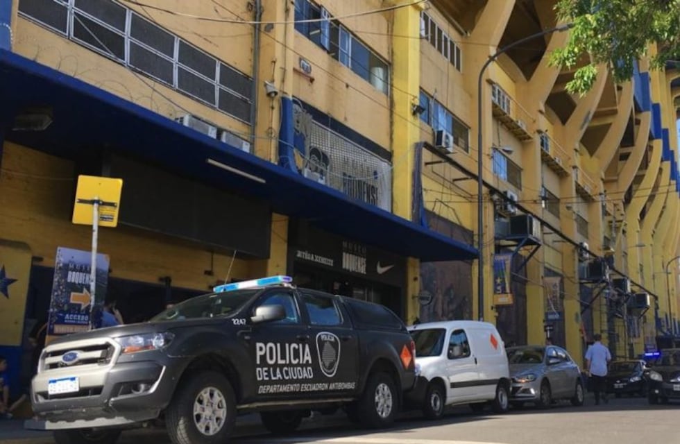 Evacuaron La Bombonera por una amenaza de bomba