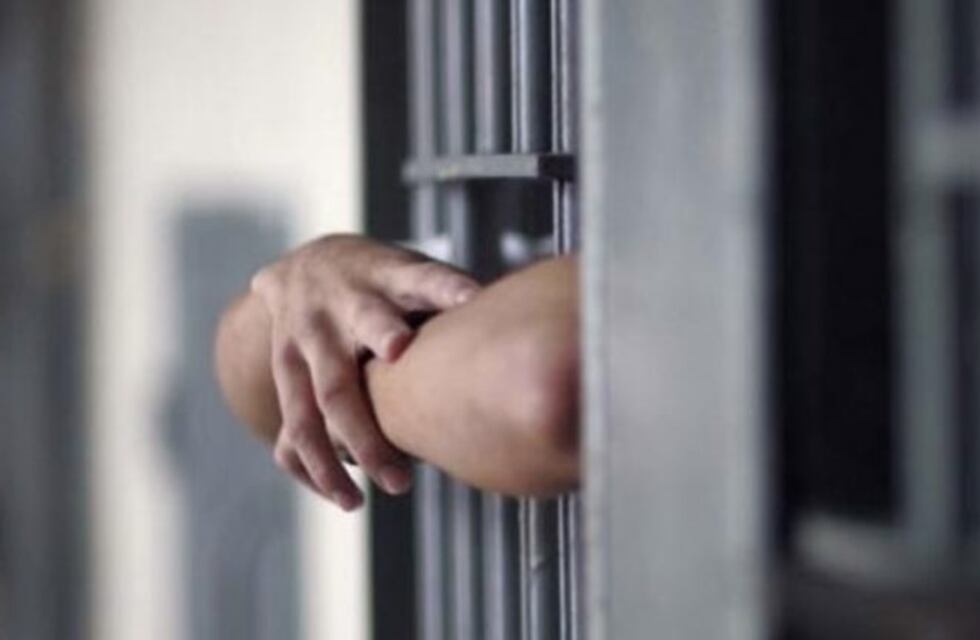 Imputaron al colectivero por la violación de una menor de la Dinaf