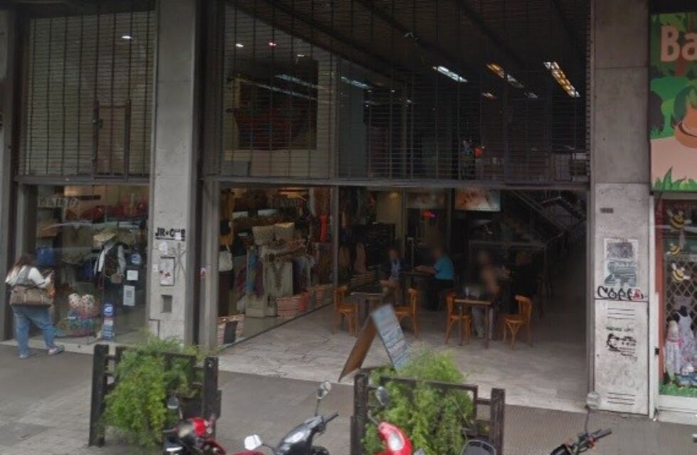 Susto por un principio de incendio en una galería céntrica