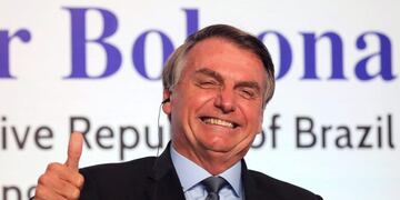 New Delhi (India), 27/01/2020\u002E- Brazilian President Jair Bolsonaro gestures as he attends India-Brazil Business Forum (IBBF) in New Delhi, India, 27 January 2020\u002E President Bolsonaro is on a four-day state state visit to India and was the chief guest for Republic Day celebration 2020\u002E (Brasil, Nueva Delhi) EFE/EPA/RAJAT GUPTA