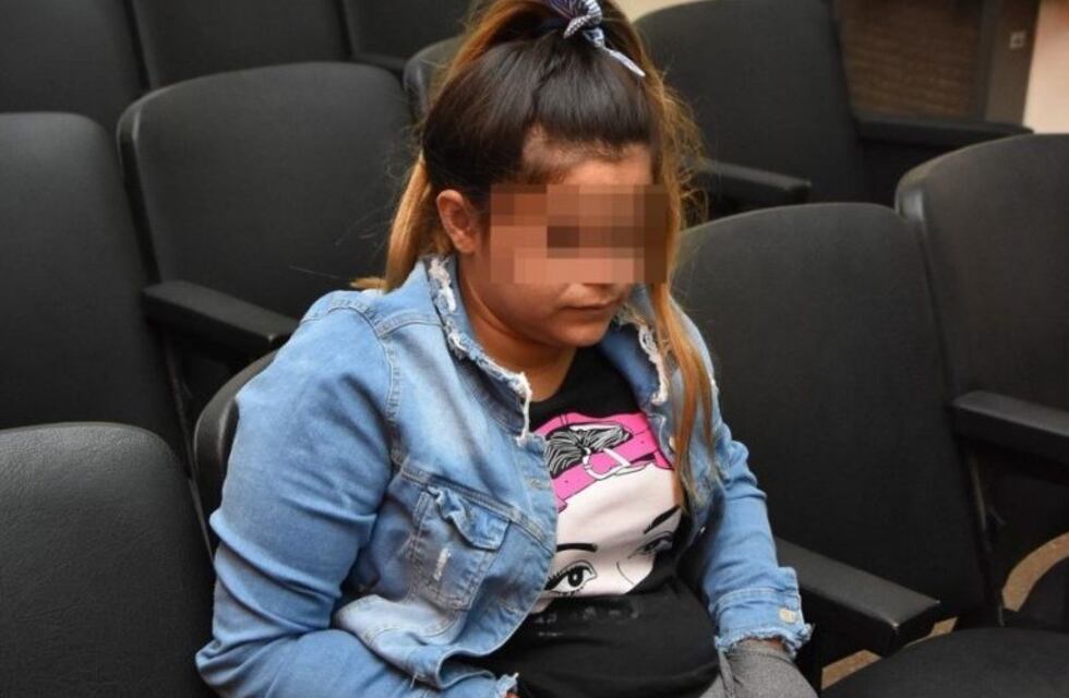 Hallaron a su hija entre moscas y la castigaron con 3 años de cárcel
