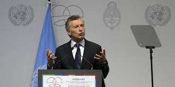 La esperanza oficial: disponer de U$S45\u002E585 millones para evitar una crisis antes de las elecciones\u002E (AFP)