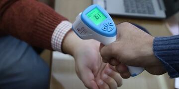 Termómetros donados por la Cruz Roja a San Rafael