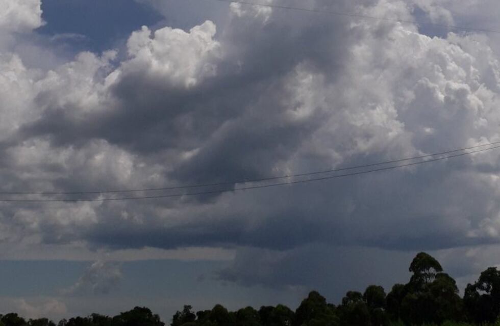 Alertan por fuertes tormentas en un ambiente de mucho calor