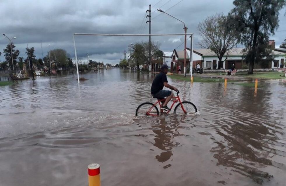 En la zona sur del Chaco cayeron 400 milímetros y hay más de 80 evacuados
