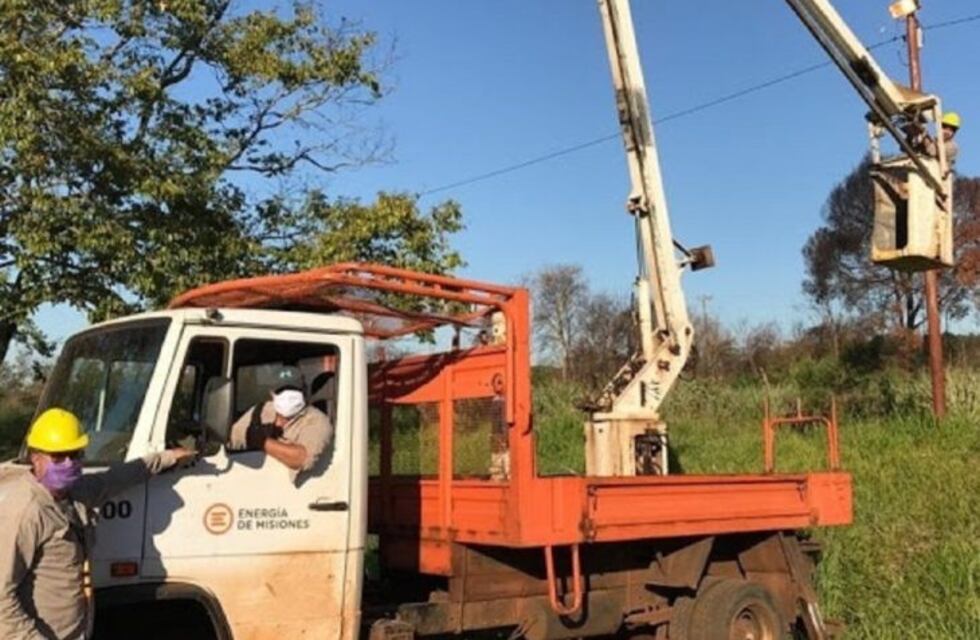 Energía de Misiones reparó y renovó equipos en San Pedro y Bernardo de Irigoyen