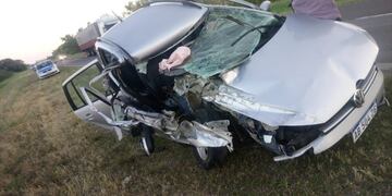 Accidente Ruta 12\nCrédito: Bomberos Voluntarios Ceibas