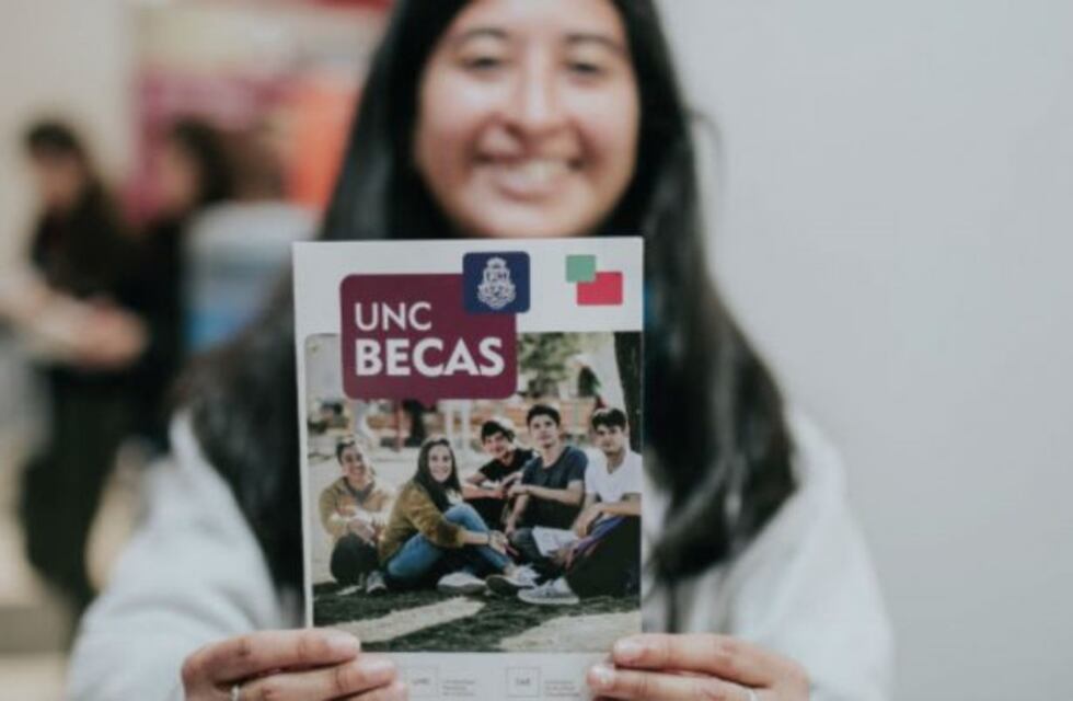 Becas para estudiantes en situación vulnerable: convocatoria de la UNC