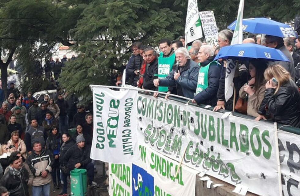 Mestre descuenta los días y el Suoem trabaja a reglamento