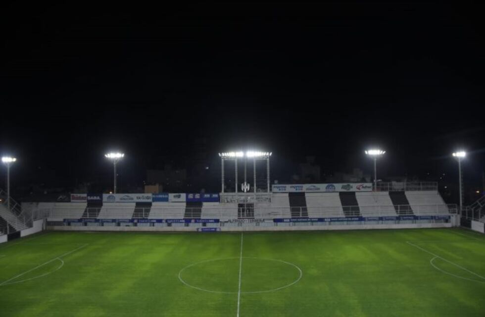 Central Córdoba inauguró iluminación led en su estadio