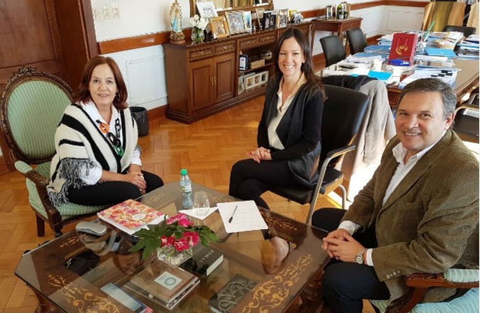 Córdoba trabajará en conjunto con la Nación para fortalecer programas sociales