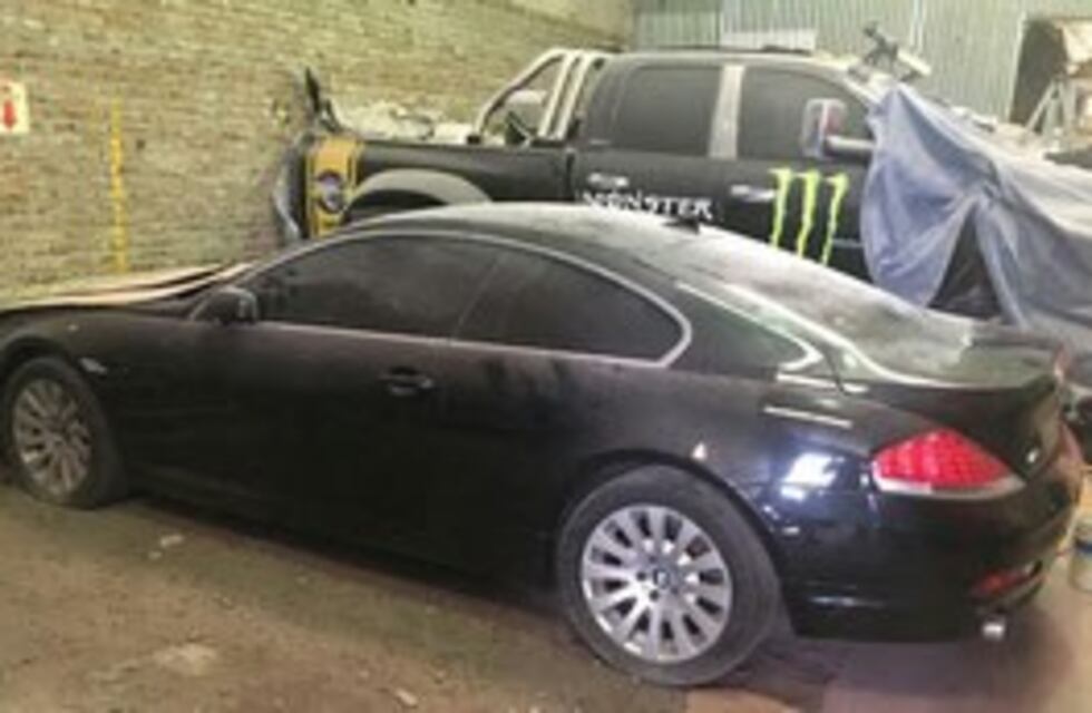 Megaestafa inmobiliaria: secuestraron otros cinco autos de alta gama